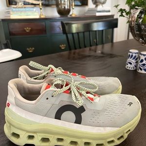 On Cloud Monster Women’s Sneaker